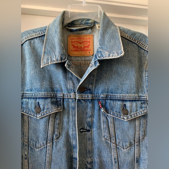 Levi's Men's S Denim Jacket - Picture 2 of 10